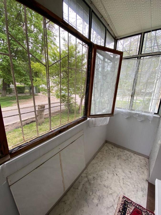 Шикарнейшие Апартаменты Chornomorsk Exterior foto